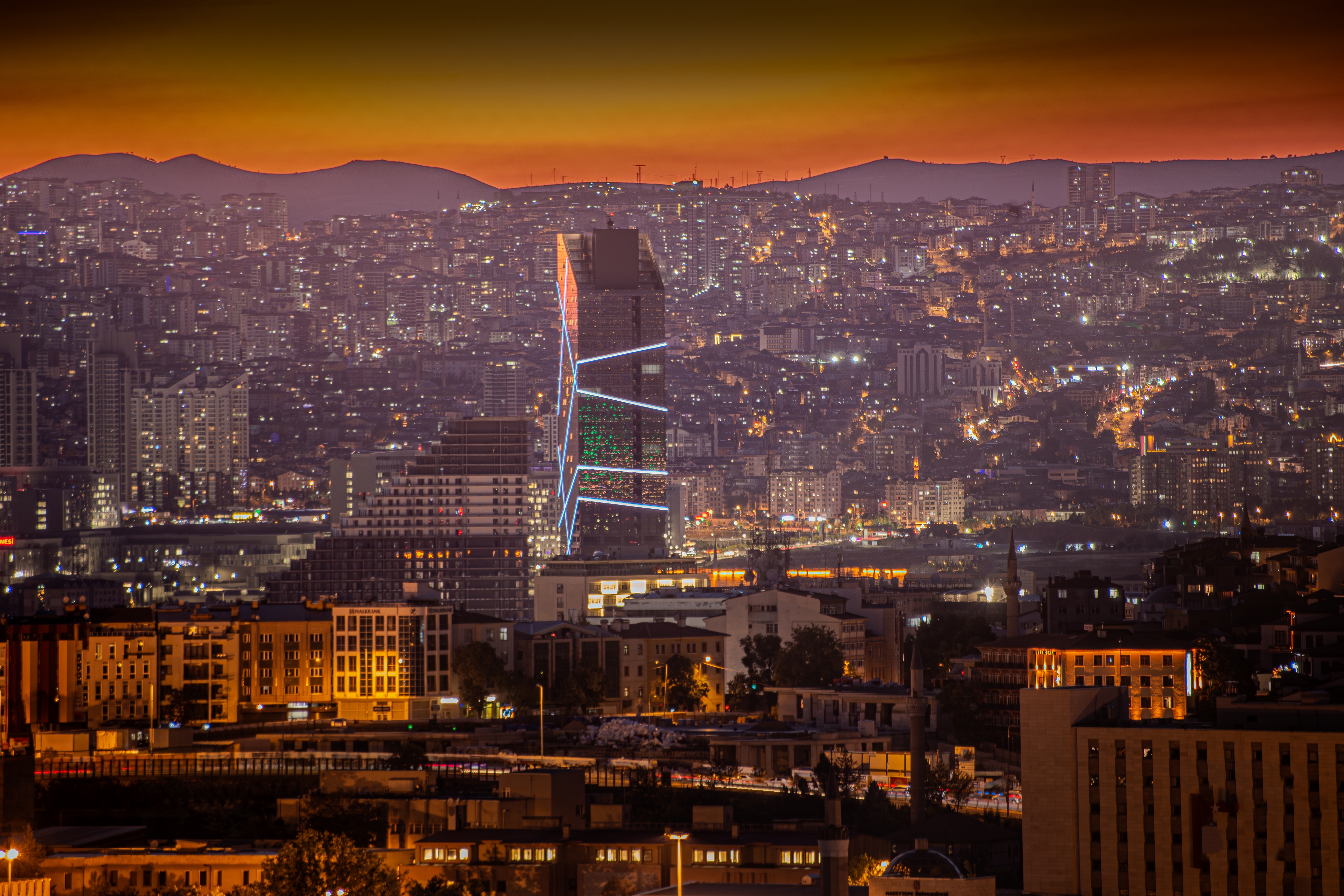 Image of Ankara at night